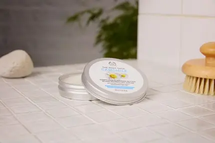 Reinigende Butter The Body Shop Camomile Sumptuous Cleansing Butter