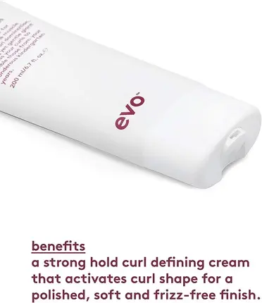 Defining Cream evo Total Recoil Strong Hold