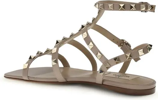 Sandals Valentino Garavani Rockstud