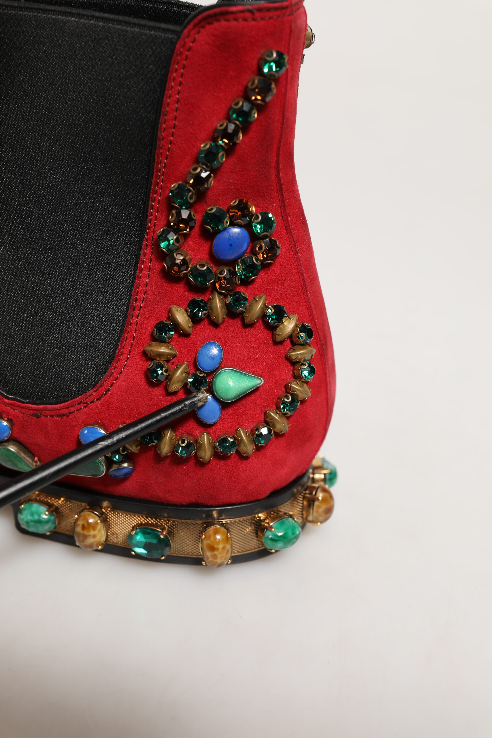 Stiefeletten von Dolce & Gabbana Rot mit Verzierungen