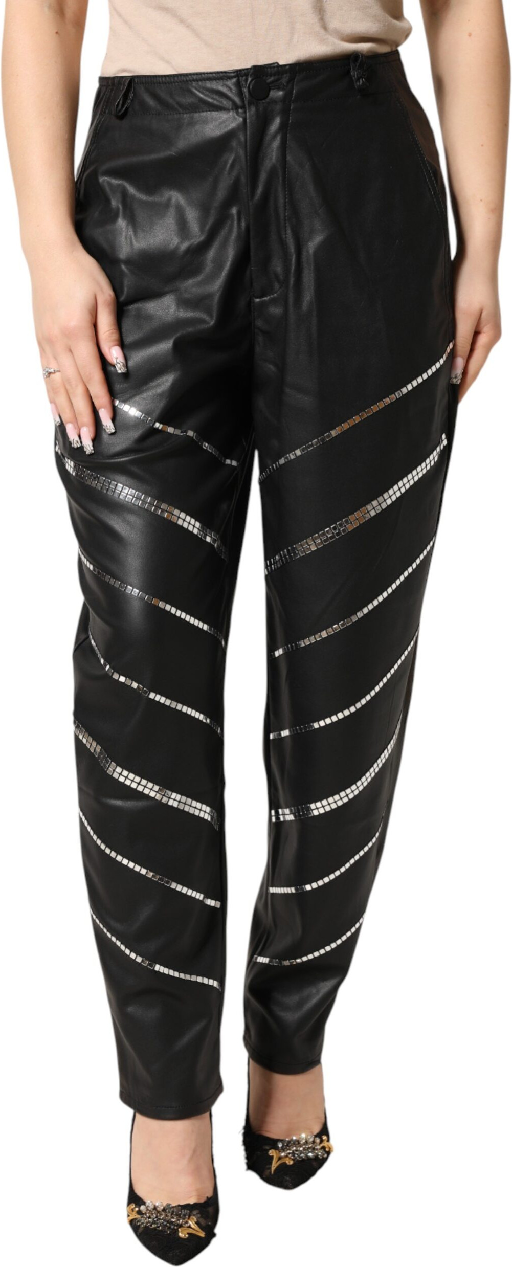 Tapered Pants Philosophy di Lorenzo Serafini