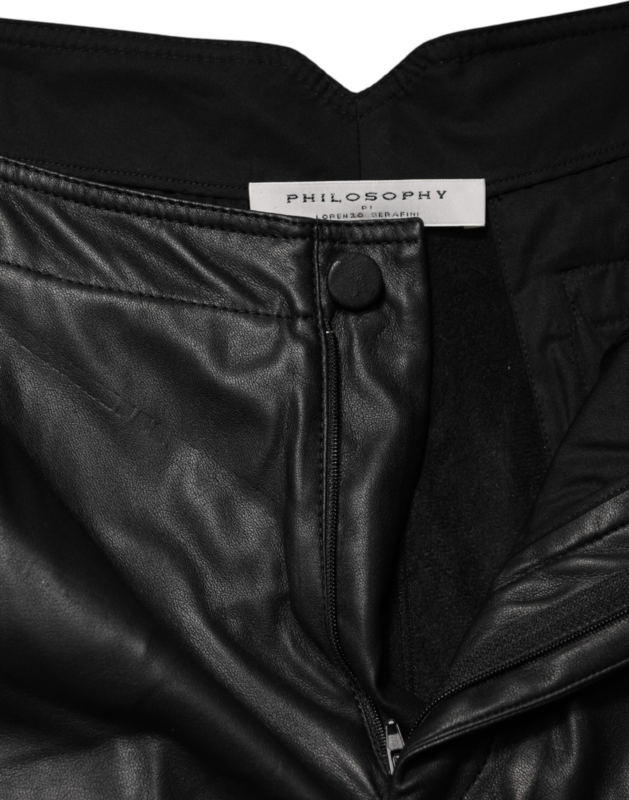 Tapered Pants Philosophy di Lorenzo Serafini